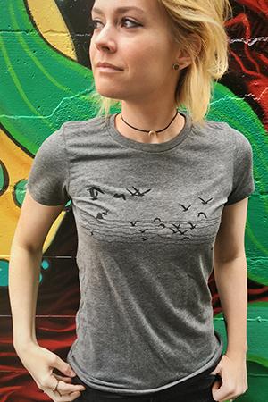 Seagull Beach T-Shirt - Women'sn Deep Heather